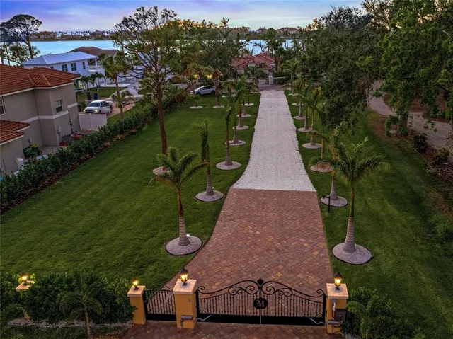 $3,500,000 | 2340 Bayshore Road, Nokomis, FL 34275