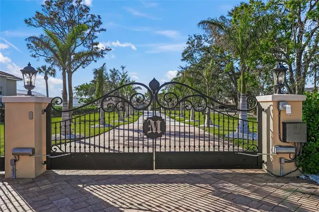 $3,500,000 | 2340 Bayshore Road, Nokomis, FL 34275