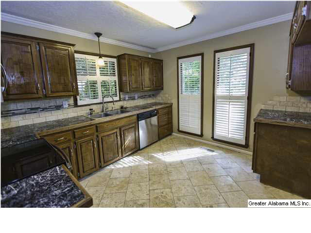 6615 Winchester Circle Pelham, AL 35124 - Photo 6 of 22
