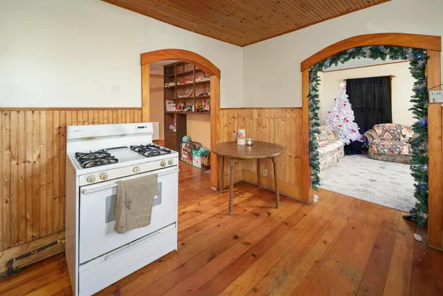 $168,000 | 26622 109th Avenue West, Illinois City, IL 61259