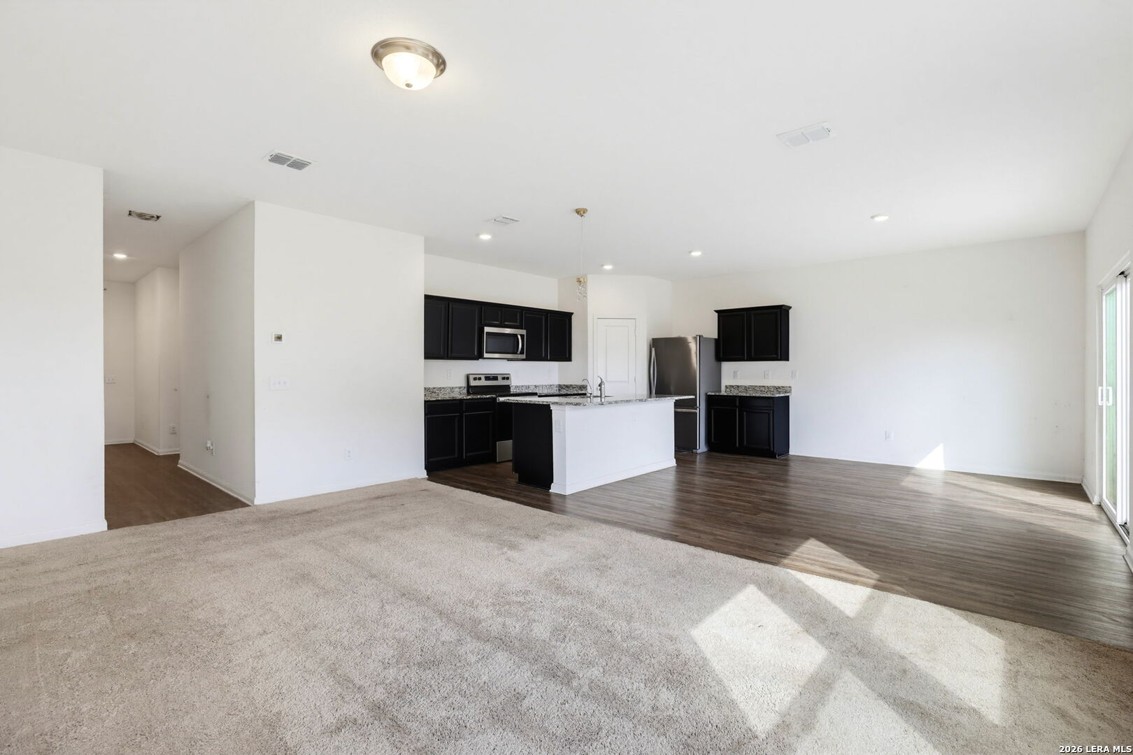 5406 Rue Girard Converse, TX 78109 - Photo 4 of 19 Gallery Image 4