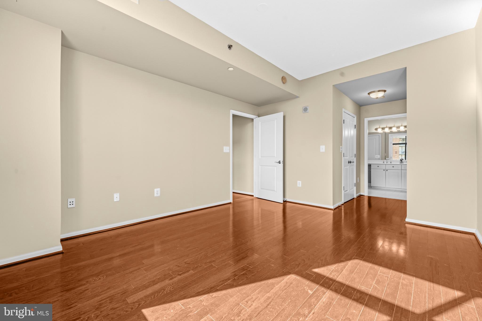 11700 Old Georgetown Road, Unit 1007 North Bethesda, MD 20852 - Photo 17 of 29