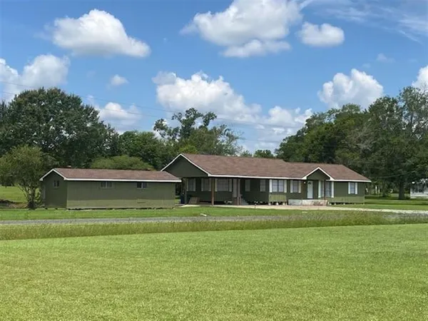 $279,900 | 312 Barbara Hill Drive, Ragley, LA 70657