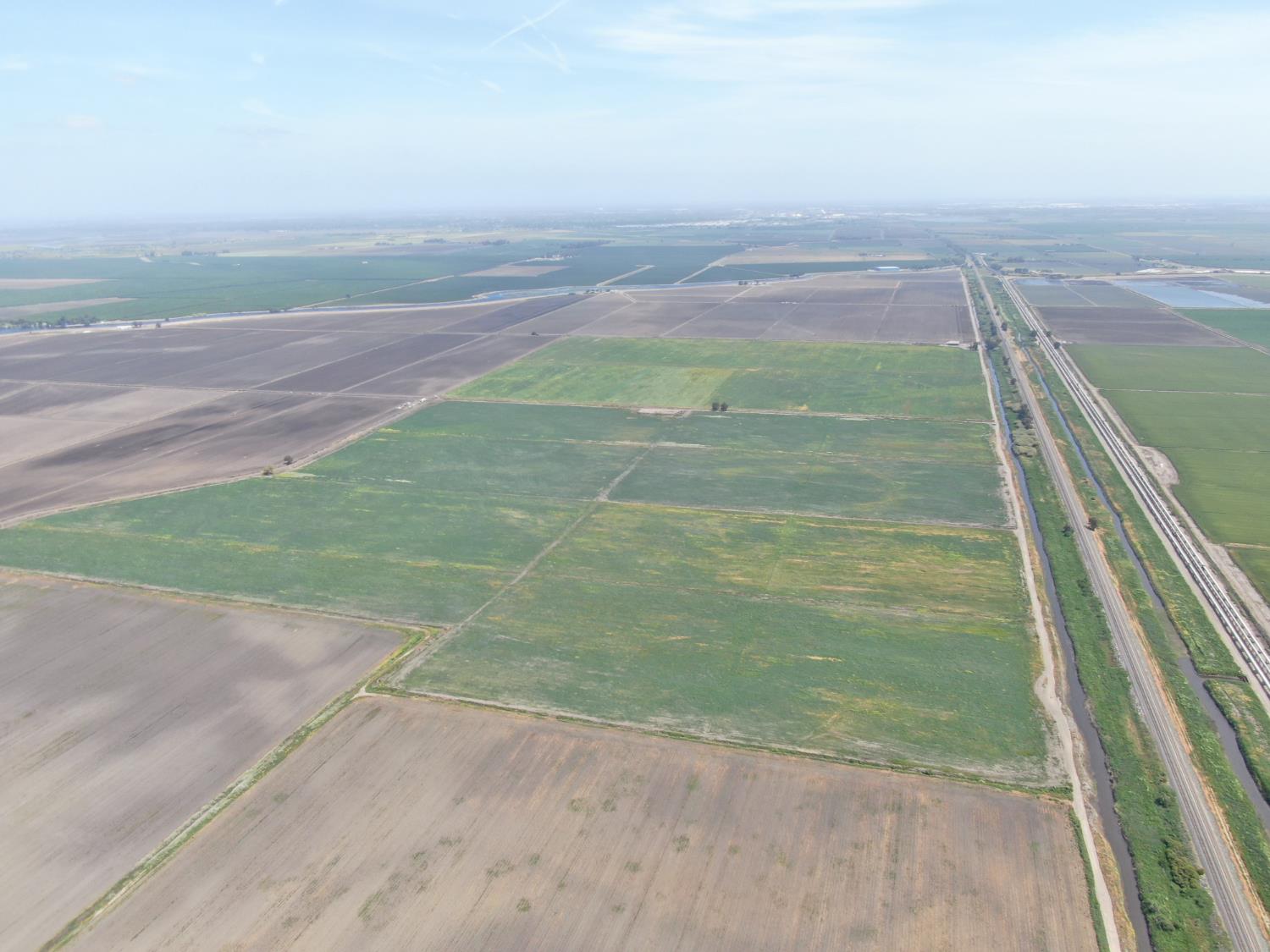 12500 West Lower Jones Road Stockton, CA 95206 - Photo 12 of 19 a view of an ocean