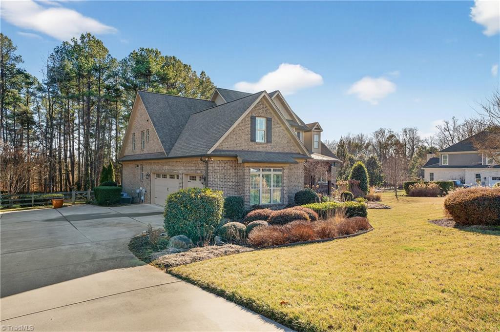 1880 Woodstock Road Clemmons, NC 27012 - Photo 4 of 45