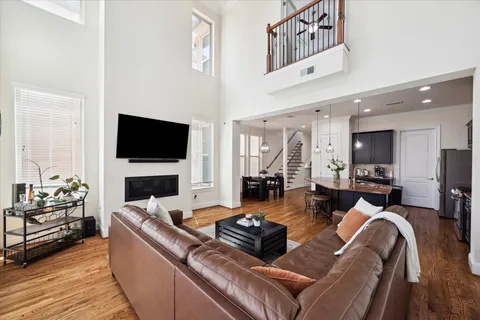 $460,000 | 2619 Shady Woods Lane, Houston, TX 77008