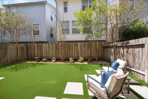 $460,000 | 2619 Shady Woods Lane, Houston, TX 77008