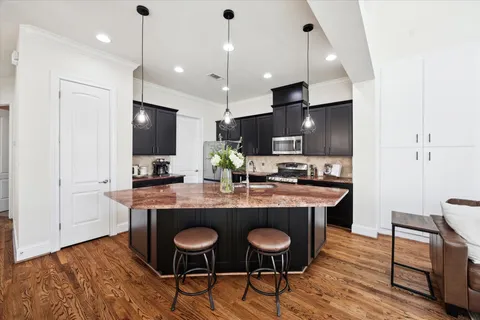 $460,000 | 2619 Shady Woods Lane, Houston, TX 77008