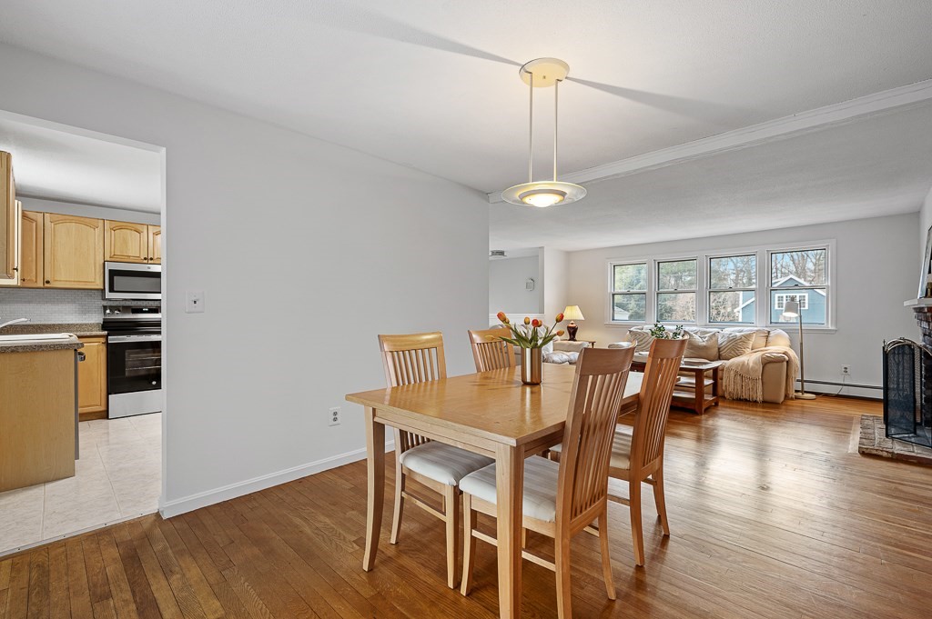 98 Sunset Drive Northborough, MA 01532 - Photo 7 of 34