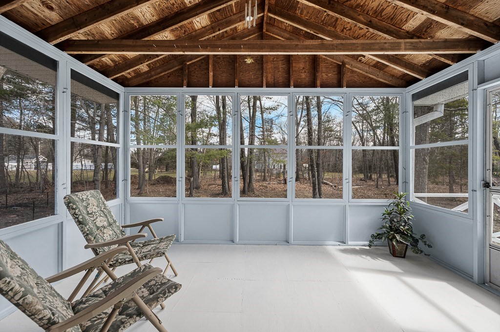 98 Sunset Drive Northborough, MA 01532 - Photo 8 of 34