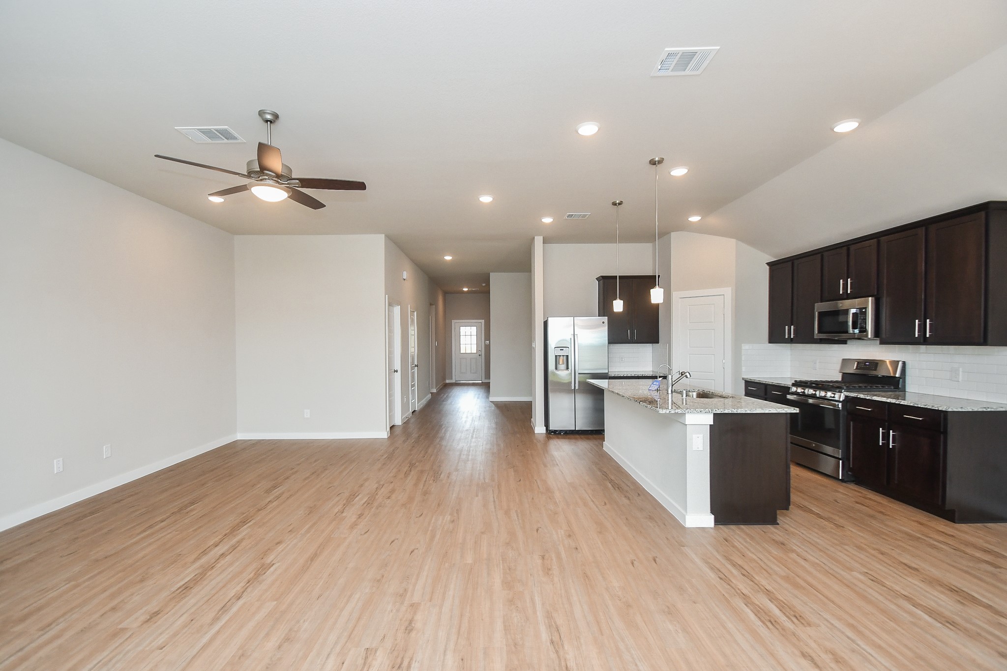 2007 Live Springs Way Rosenberg, TX 77471 - Photo 8 of 25
