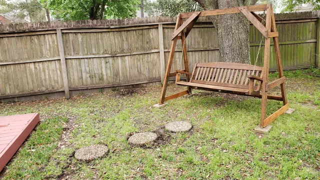 $2,250 | 14322 Village Birch Street, Houston, TX 77062