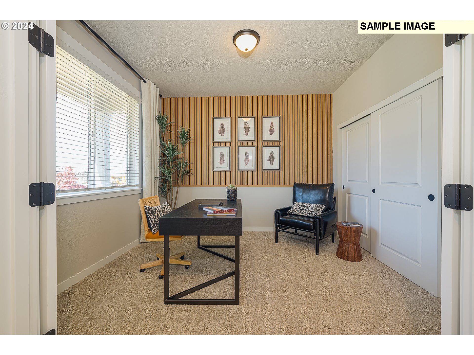 103 South 90th Place, Unit 131 Ridgefield, WA 98642 - Photo 27 of 32 a living room with furniture and a window