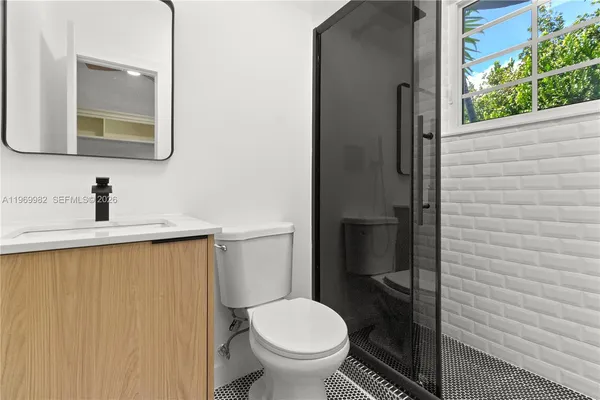 $3,700 | 1009 Meridian Avenue, Unit 14, Miami Beach, FL 33139