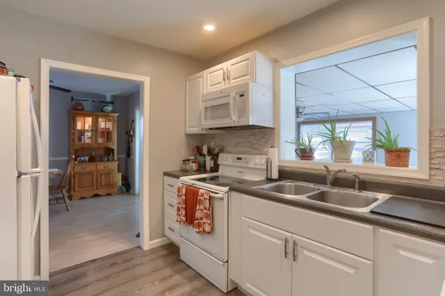 $255,000 | 2010 Allegheny Avenue, Lebanon, PA 17042