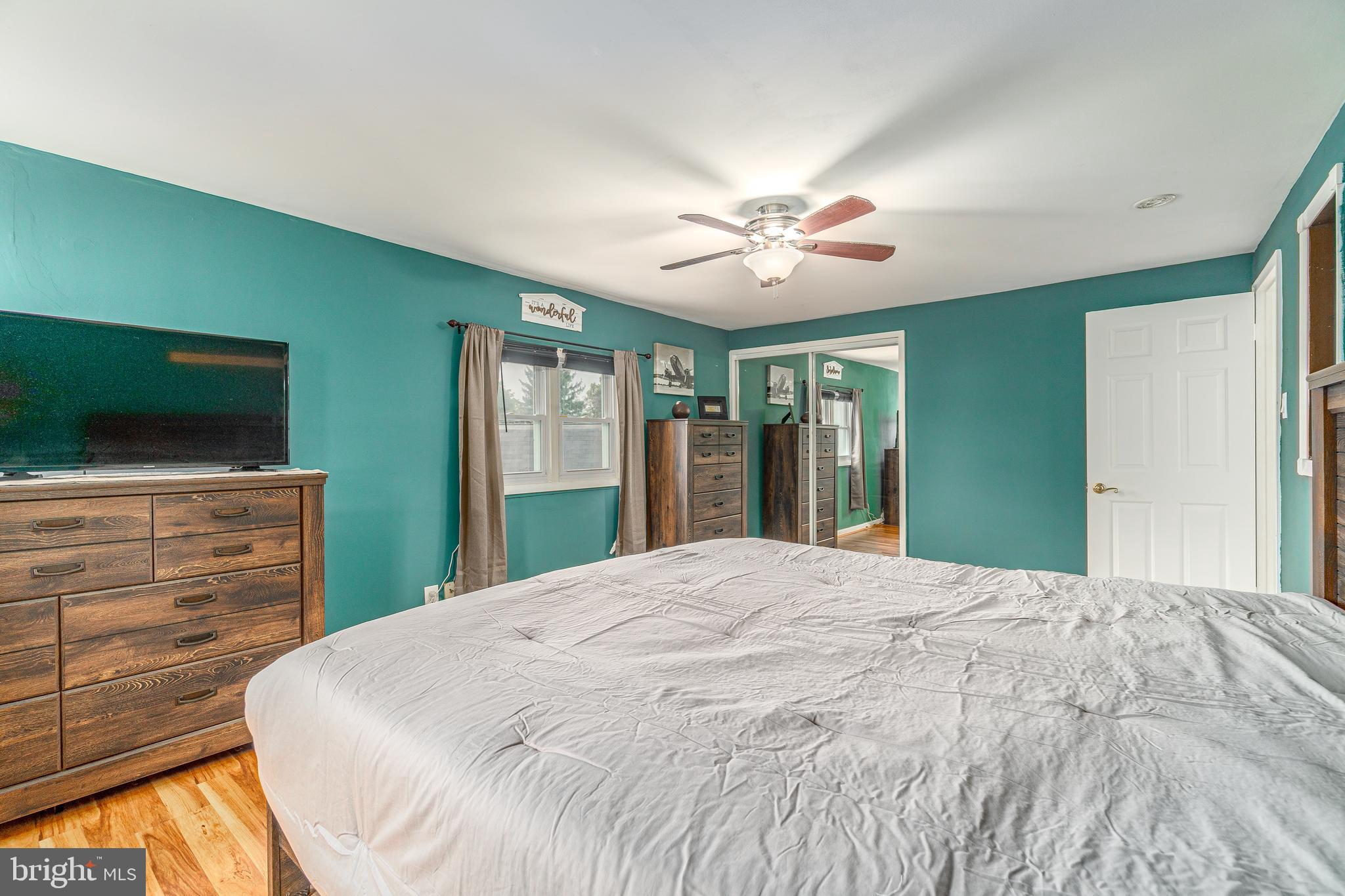 2338 Poe Road Secane, PA 19018 - Photo 23 of 31 Gallery Image 23