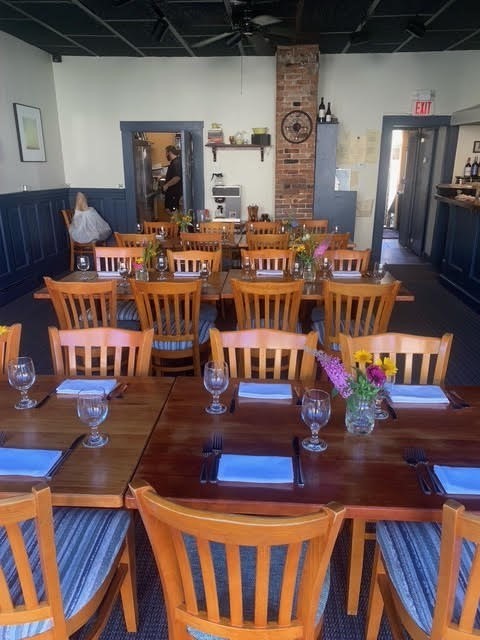 197 East Main Street, Unit 1 & 2 Gloucester, MA 01930 - Photo 6 of 32 a living room with furniture and wooden floor
