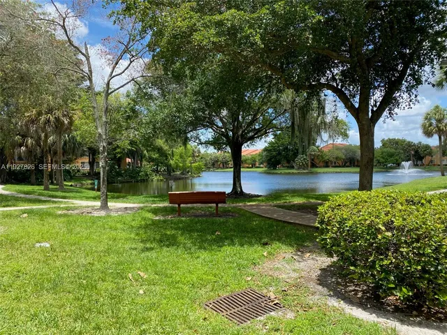 $1,795 | 8000 North Nob Hill Road, Unit 101, Tamarac, FL 33321