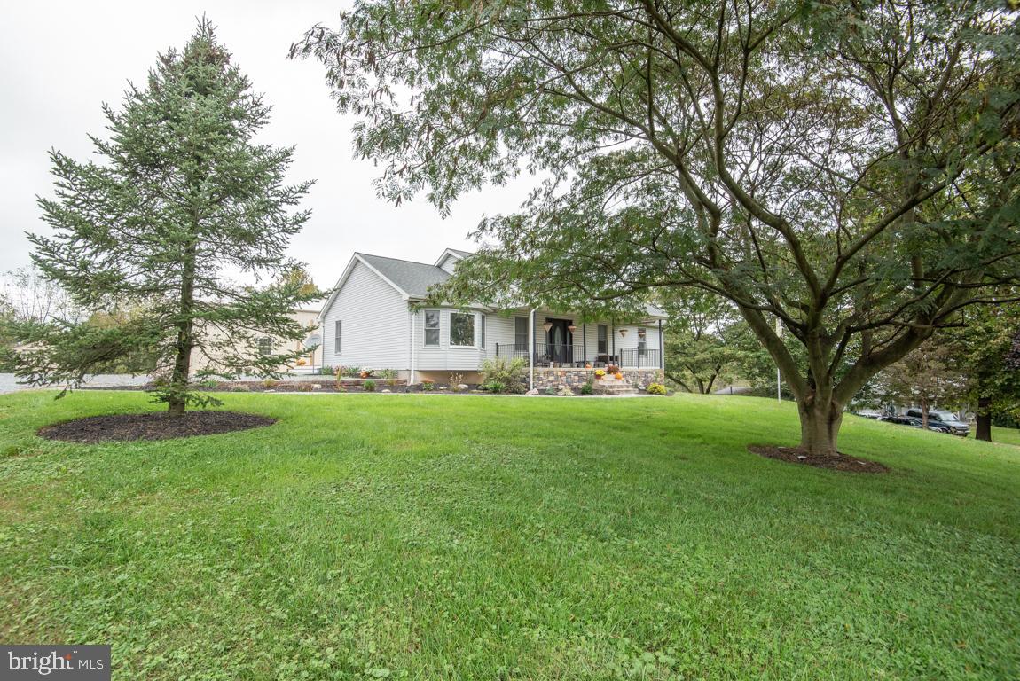 363 Sproul Road Kirkwood, PA 17536 - Photo 3 of 60