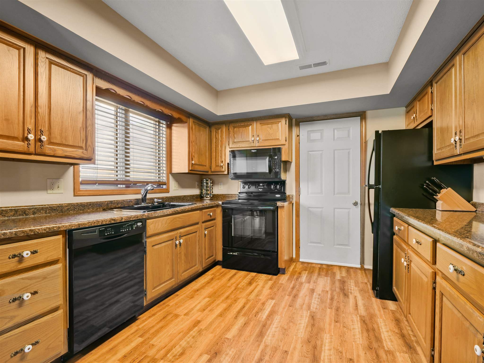 8604 Timbermill Place Fort Wayne, IN 46804 - Photo 7 of 30