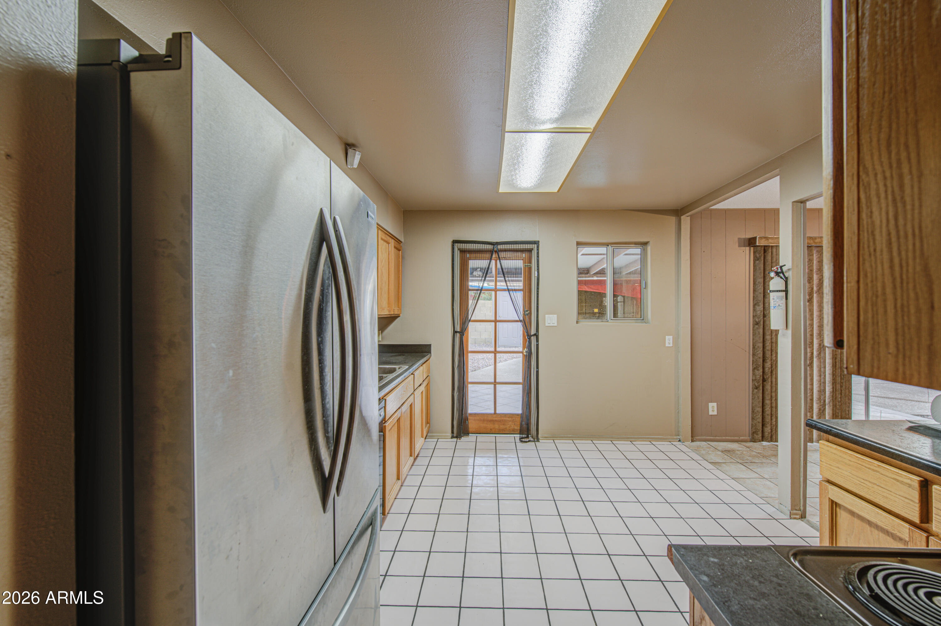 3501 West Royal Palm Road Phoenix, AZ 85051 - Photo 16 of 36 Kitchen 5