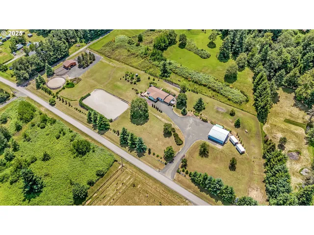 $679,000 | 453 Riverwood Lane, Oakland, OR 97462