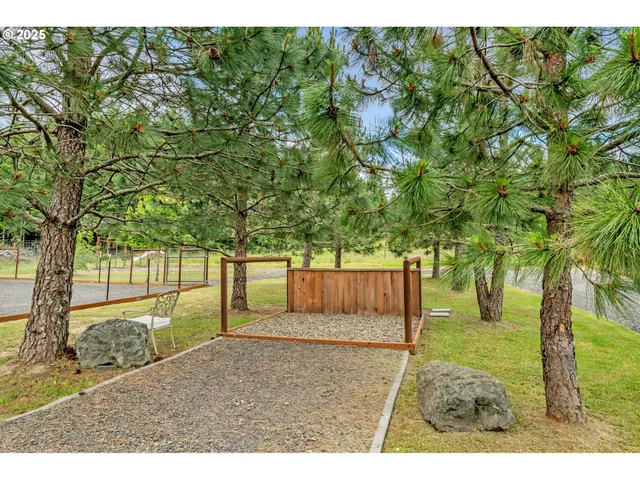 $679,000 | 453 Riverwood Lane, Oakland, OR 97462