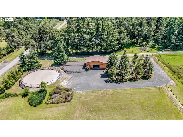 $679,000 | 453 Riverwood Lane, Oakland, OR 97462