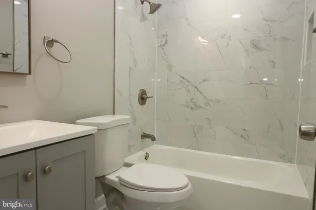 $2,150 | 1717 Fort Henry Court, Dumfries, VA 22026