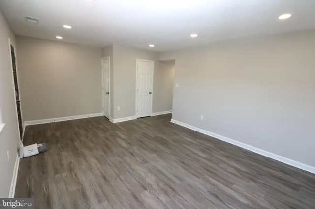 $2,150 | 1717 Fort Henry Court, Dumfries, VA 22026