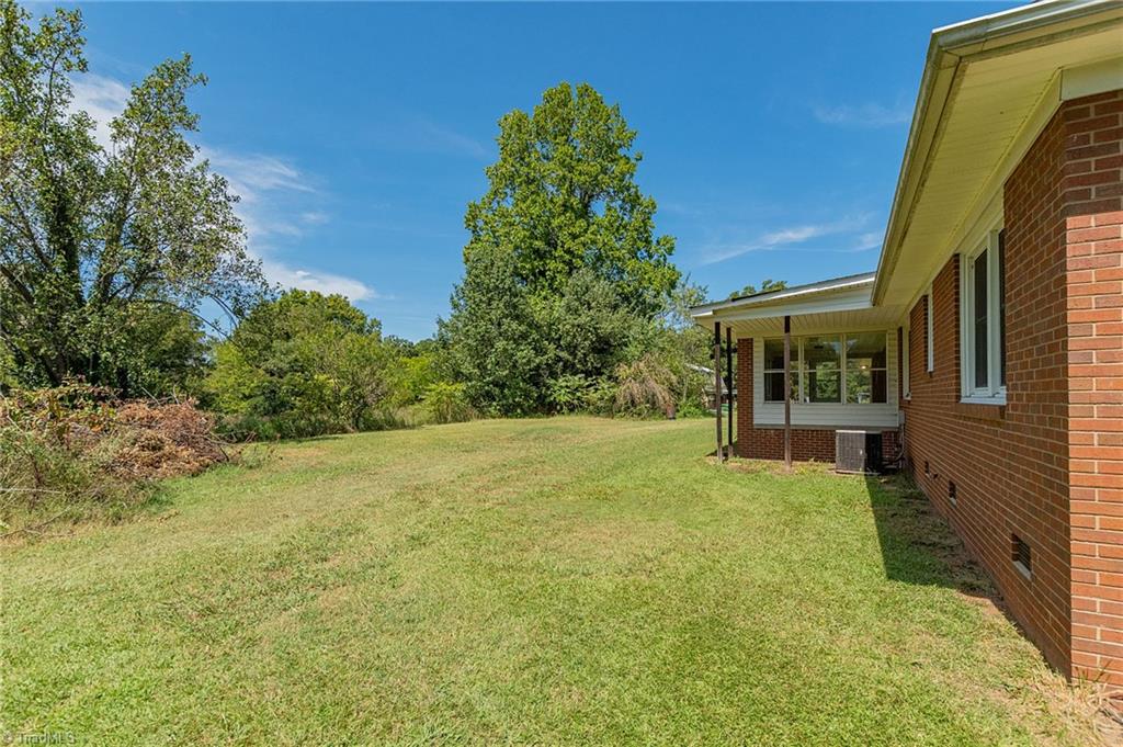 160 Hinkle Road Lexington, NC 27295 - Photo 38 of 39 Gallery Image 38