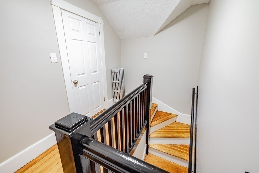 797 White Street Springfield, MA 01108 - Photo 11 of 18