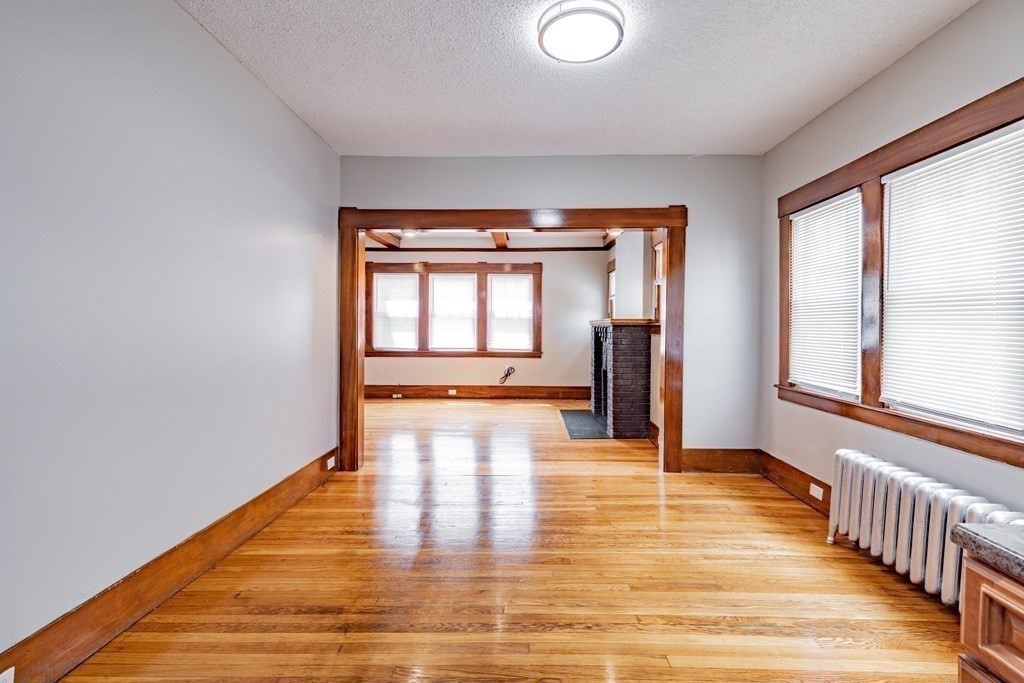 797 White Street Springfield, MA 01108 - Photo 4 of 18