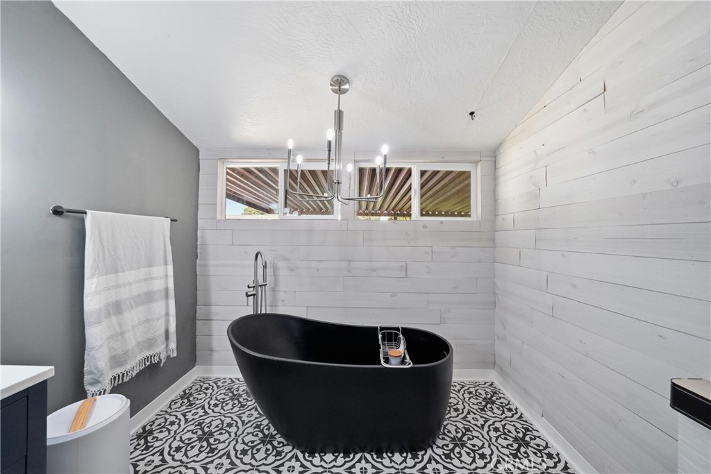 20683 Waalew Road, Unit B45 Apple Valley, CA 92307 - Photo 16 of 24