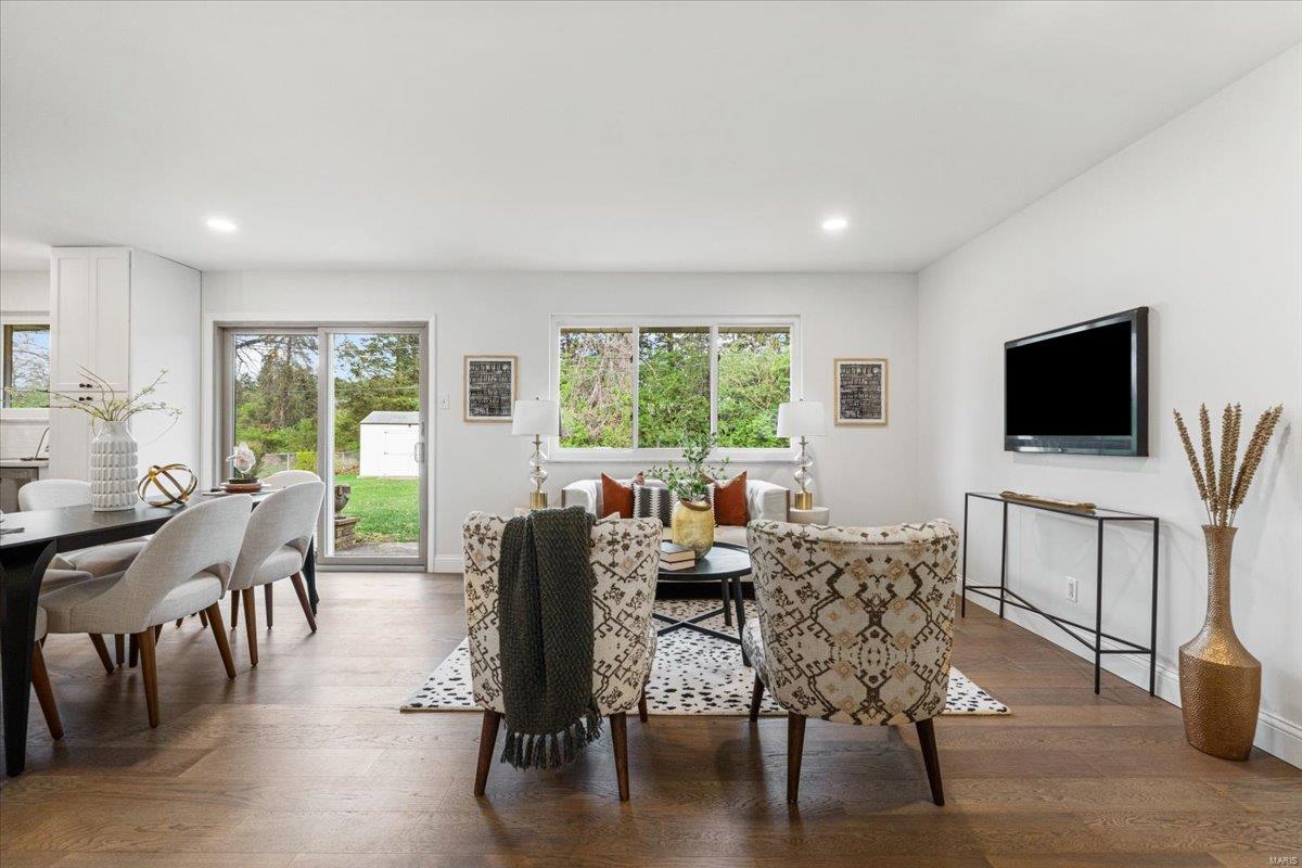 4615 Valmeyer Drive St. Louis, MO 63128 - Photo 11 of 53