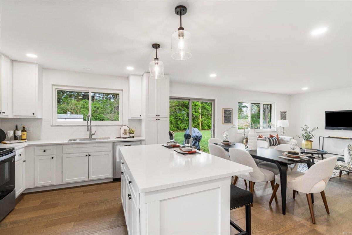 4615 Valmeyer Drive St. Louis, MO 63128 - Photo 16 of 53