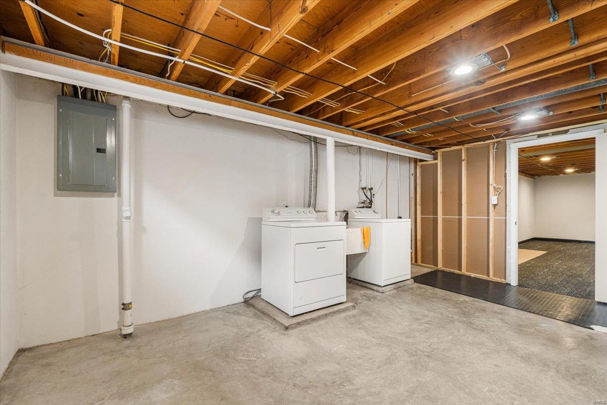 4615 Valmeyer Drive St. Louis, MO 63128 - Photo 48 of 53