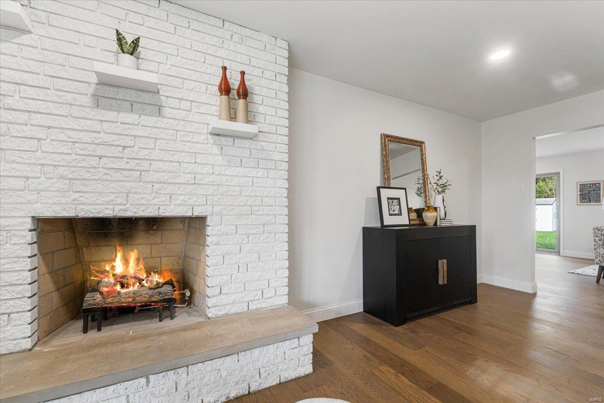 4615 Valmeyer Drive St. Louis, MO 63128 - Photo 8 of 53