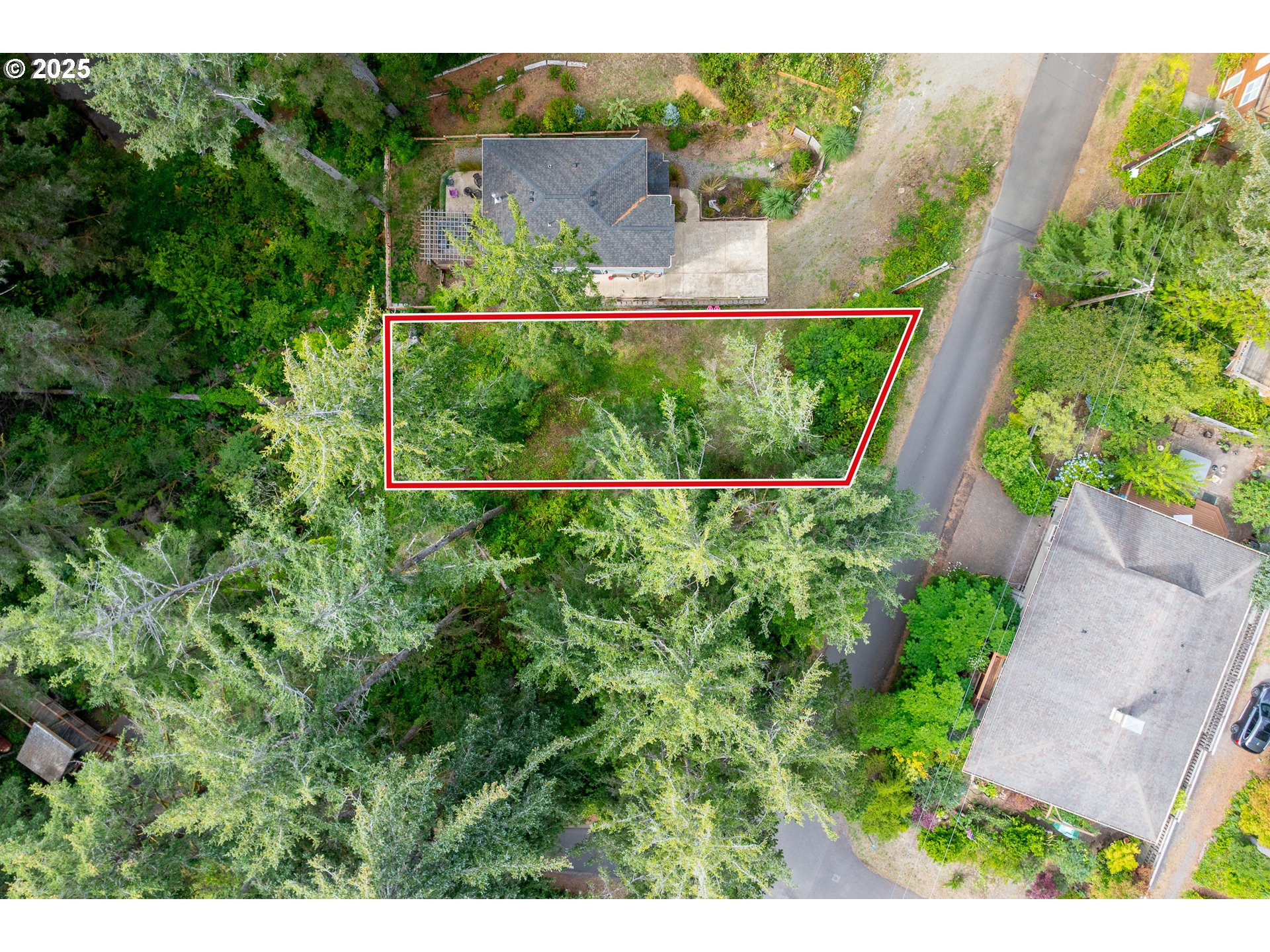 1503 Cherry Street Manzanita, OR 97130 - Photo 5 of 18 a view of a garden from a balcony