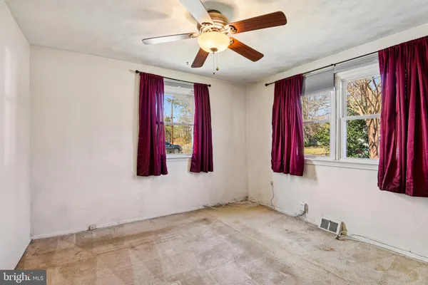 $300,000 | 9881 Lyon Avenue, Laurel, MD 20723