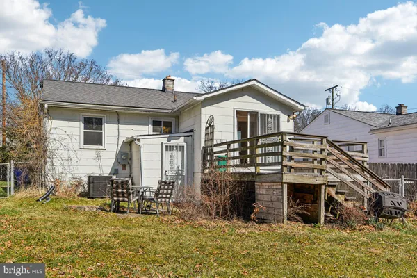 $300,000 | 9881 Lyon Avenue, Laurel, MD 20723