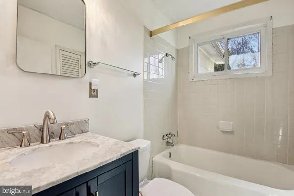 $300,000 | 9881 Lyon Avenue, Laurel, MD 20723