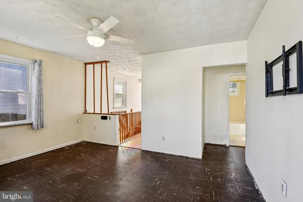 $300,000 | 9881 Lyon Avenue, Laurel, MD 20723