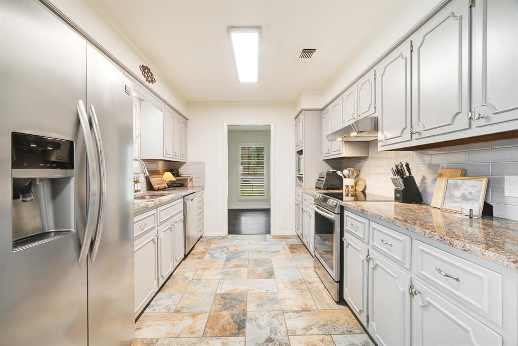 2745 Simpson Street Paris, TX 75460 - Photo 7 of 20