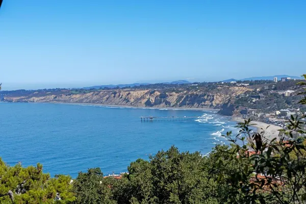 $4,925,000 | 1641 Crespo Drive, La Jolla, CA 92037