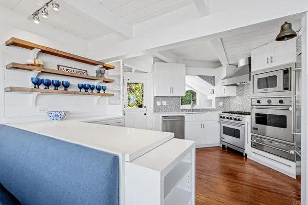 $4,925,000 | 1641 Crespo Drive, La Jolla, CA 92037