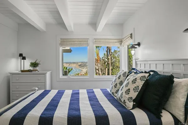 $4,925,000 | 1641 Crespo Drive, La Jolla, CA 92037