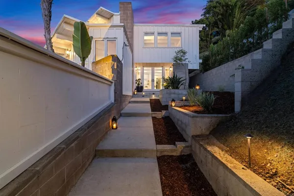 $4,925,000 | 1641 Crespo Drive, La Jolla, CA 92037
