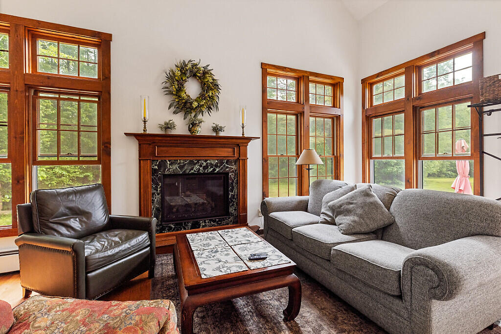 61 Dry Point Drive Rome, ME 04963 - Photo 12 of 48 Living area