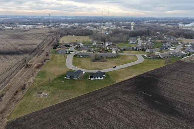 $465,000 | 1824 Shady Lane Northeast, Willmar, MN 56201